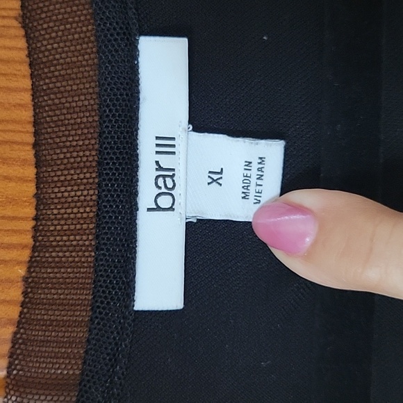 Bar III Women's Black V-Neck Top XL - Picture 4 of 7